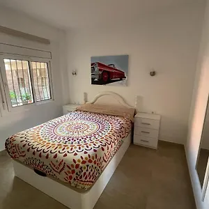 https://piso-a-150-mts-de-la-playa-con-espectacular-terraza-y-wifi.catalonia-hotels.com